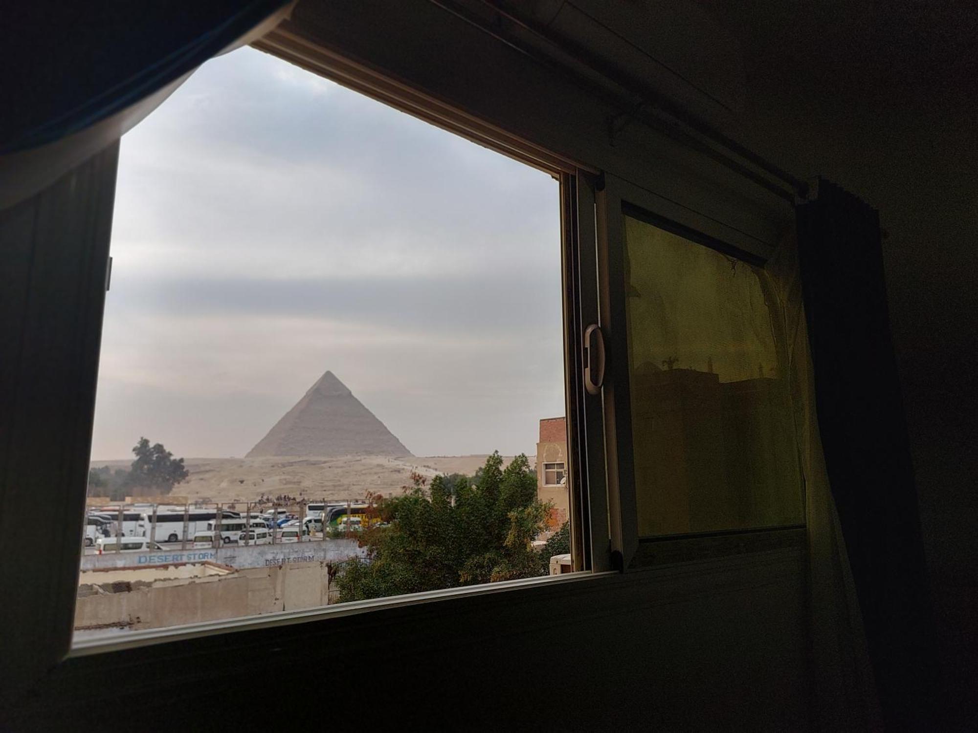 Хостел Anubis Kingdom Pyramids Kafrat al Jabal Экстерьер фото