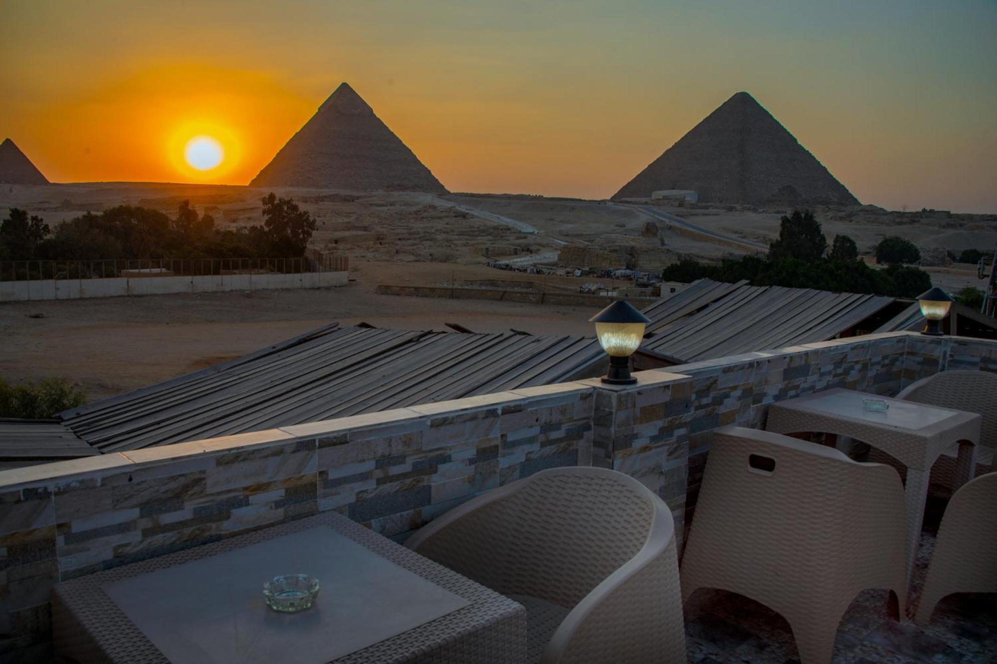 Хостел Anubis Kingdom Pyramids Kafrat al Jabal Экстерьер фото